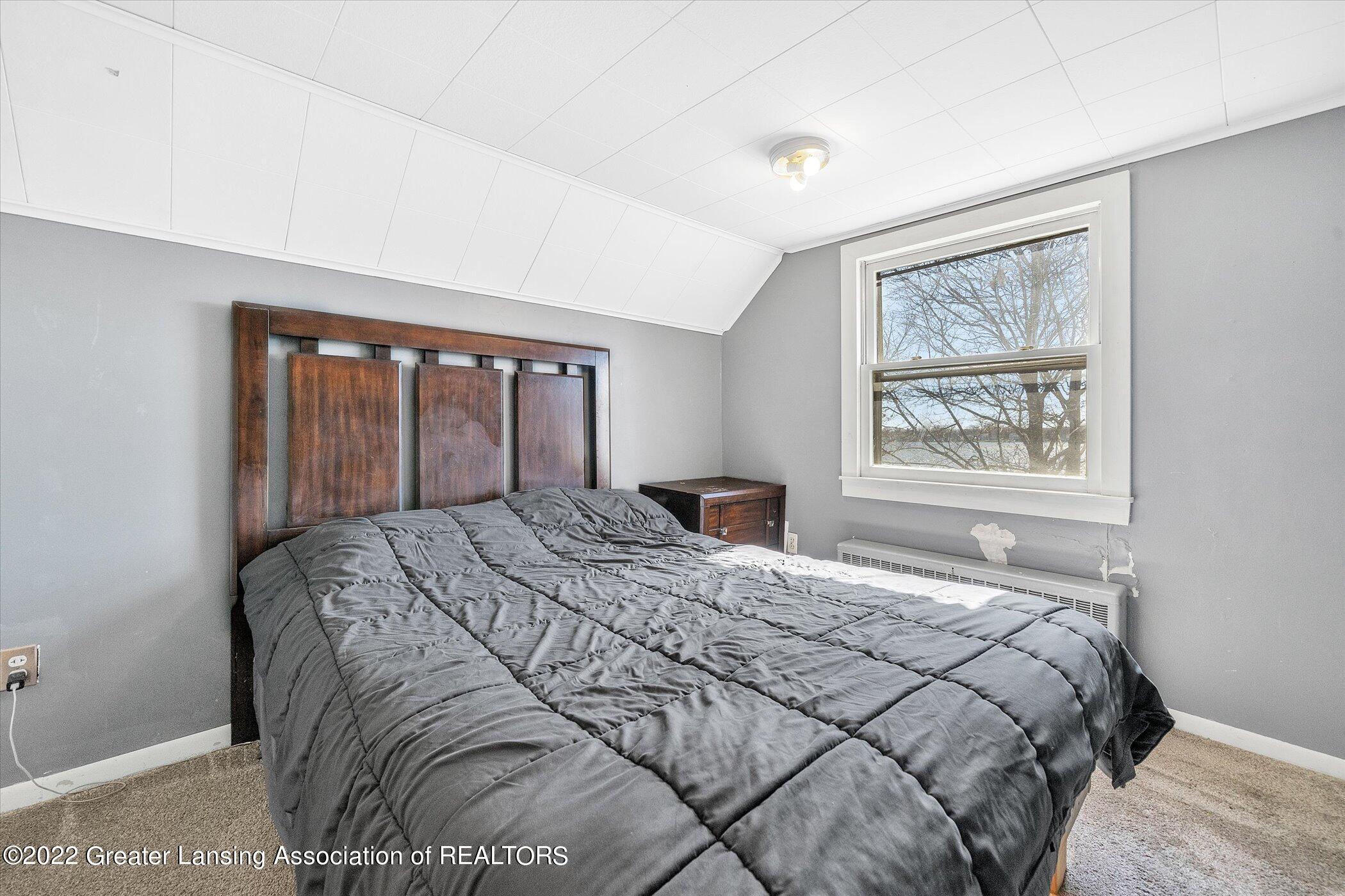 6387 East Reynolds Road Haslett, MI 48840 - Photo 28 of 47 28-6387-E-Reynolds-Rd-WindowStill-Real-E