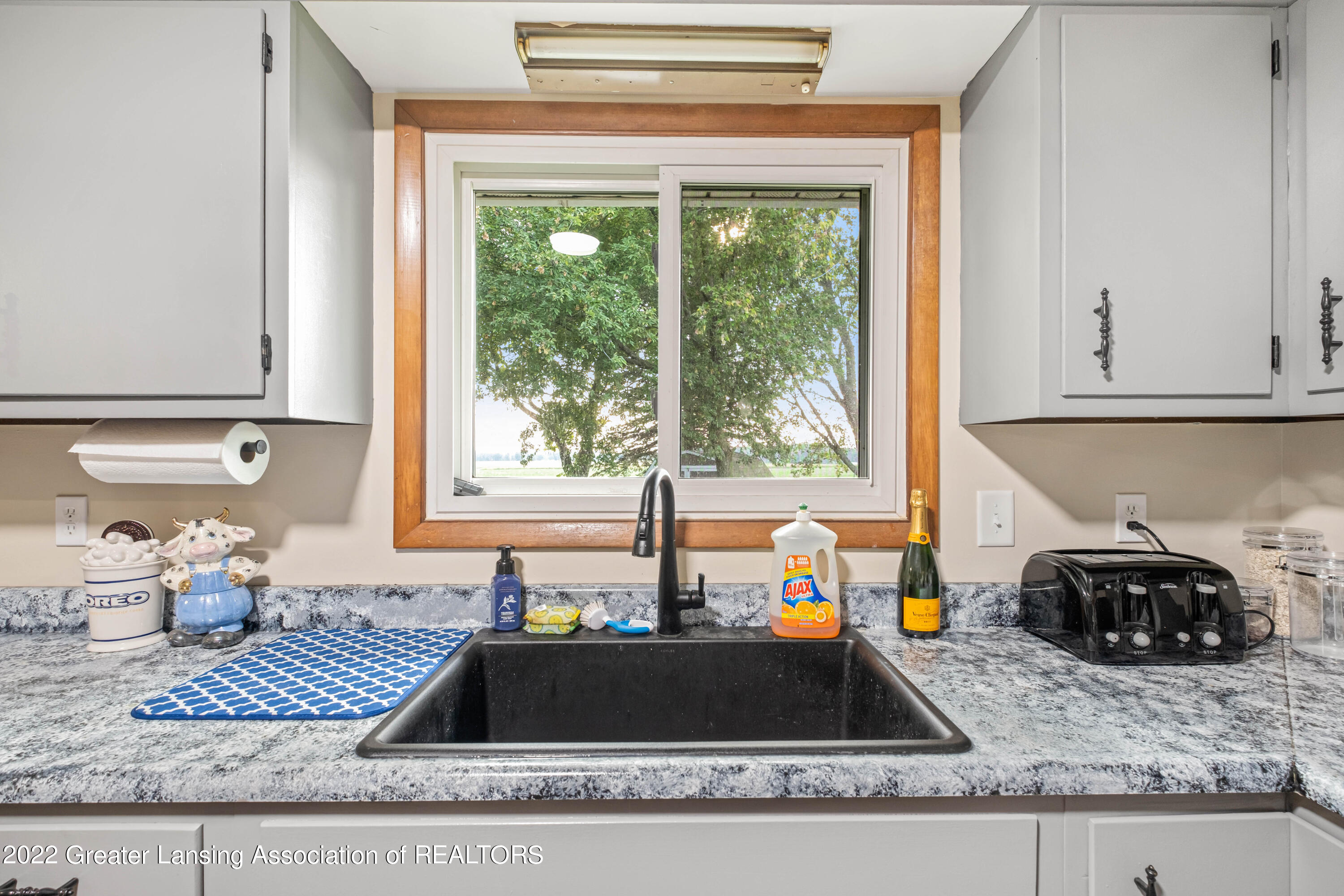 2056 South Stine Road Charlotte, MI 48813 - Photo 19 of 32 Mediajett-19
