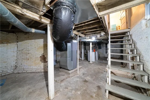 $114,900 | 1221 Felix Street, St. Joseph, MO 64501