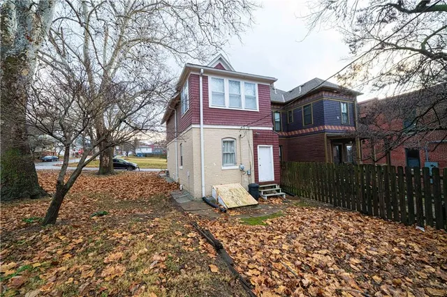 $114,900 | 1221 Felix Street, St. Joseph, MO 64501