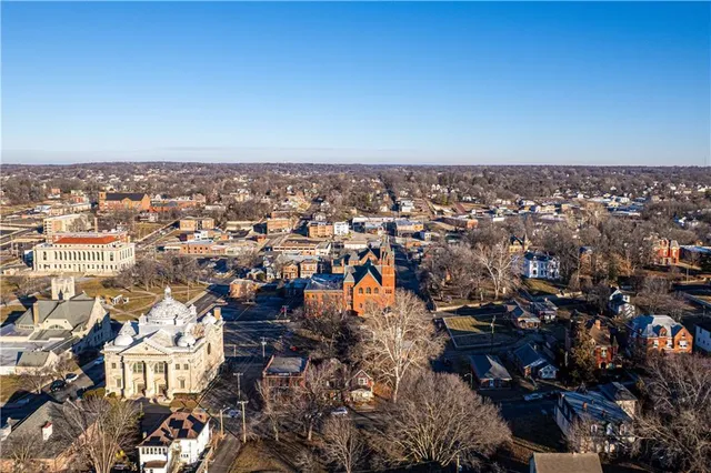 $114,900 | 1221 Felix Street, St. Joseph, MO 64501
