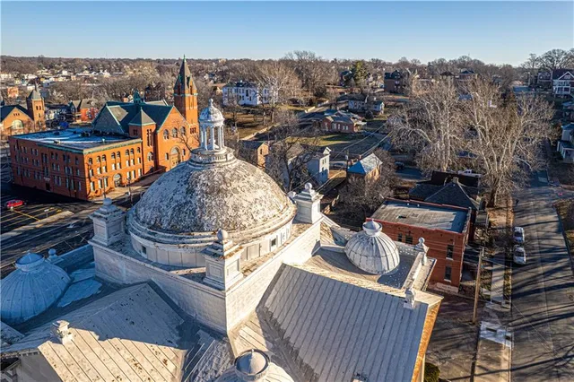 $114,900 | 1221 Felix Street, St. Joseph, MO 64501