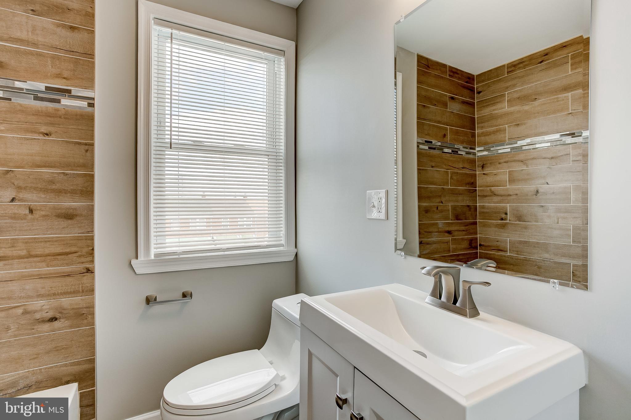 1625 Northwick Road Baltimore, MD 21218 - Photo 17 of 33 Gorgeous Upstairs Bathroom