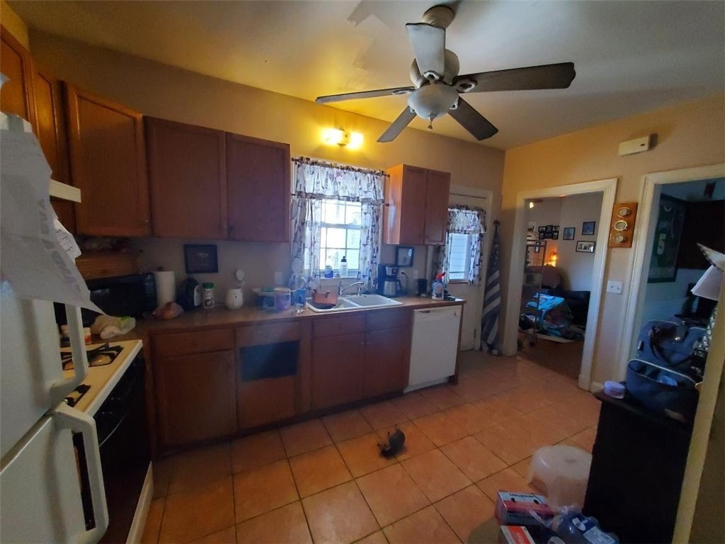 125 Rathbun Street Woonsocket, RI 02895 - Photo 23 of 26 1st