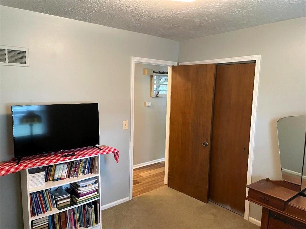 102 Southwest Moore Court Blue Springs, MO 64014 - Photo 22 of 36