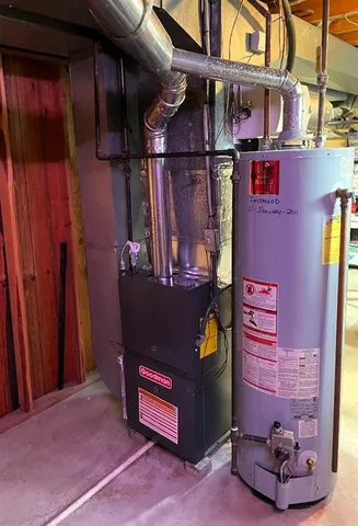 $275,000 | 102 Southwest Moore Court, Blue Springs, MO 64014