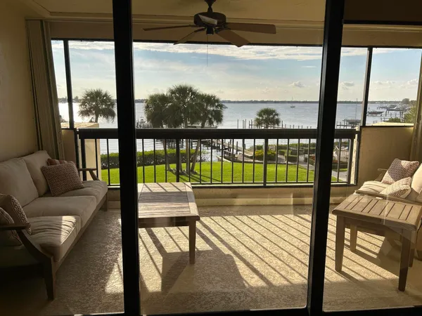 $5,150 | 625 Northwest North River Drive, Unit 303, Stuart, FL 34994