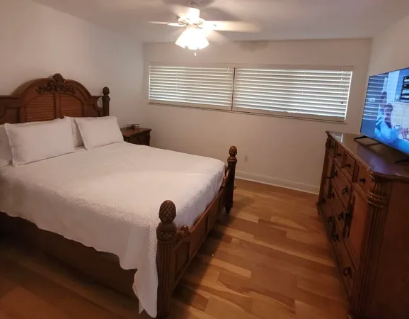 $5,150 | 625 Northwest North River Drive, Unit 303, Stuart, FL 34994