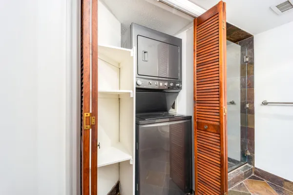 $5,150 | 625 Northwest North River Drive, Unit 303, Stuart, FL 34994