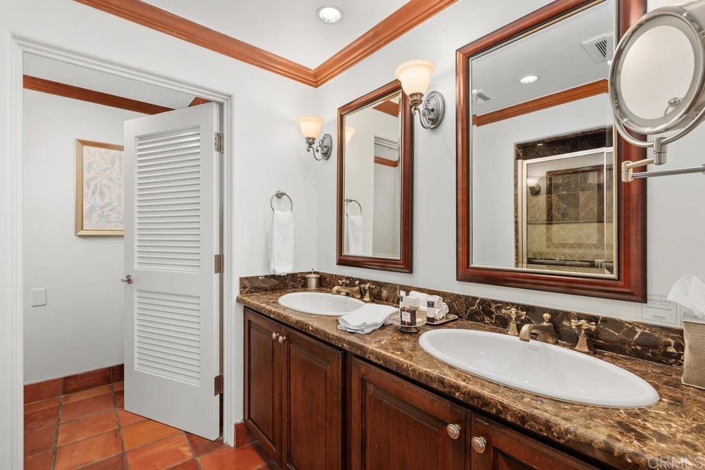 7323 Estrella De Mar Road, Unit 37 Carlsbad, CA 92009 - Photo 11 of 47