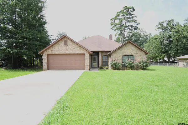 $2,300 | 5999 Walnut Hill Drive, Flint, TX 75762
