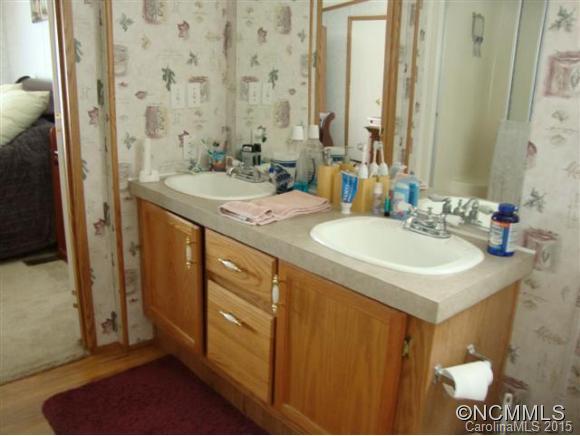 660 Divide Loop Flat Rock, NC 28731 - Photo 11 of 24 Gallery Image 11