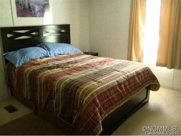 660 Divide Loop Flat Rock, NC 28731 - Photo 15 of 24 Gallery Image 15
