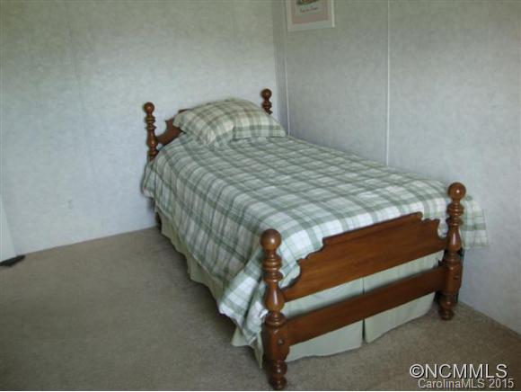 660 Divide Loop Flat Rock, NC 28731 - Photo 16 of 24 Gallery Image 16