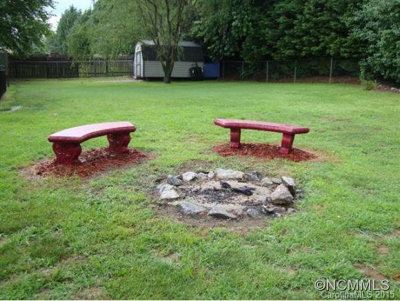 660 Divide Loop Flat Rock, NC 28731 - Photo 21 of 24 Gallery Image 21