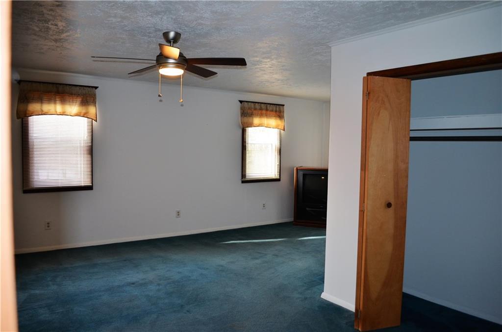 735 Freeport Road Butler, PA 16002 - Photo 13 of 25