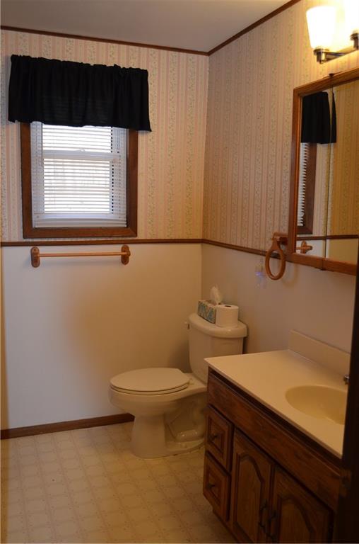 735 Freeport Road Butler, PA 16002 - Photo 17 of 25