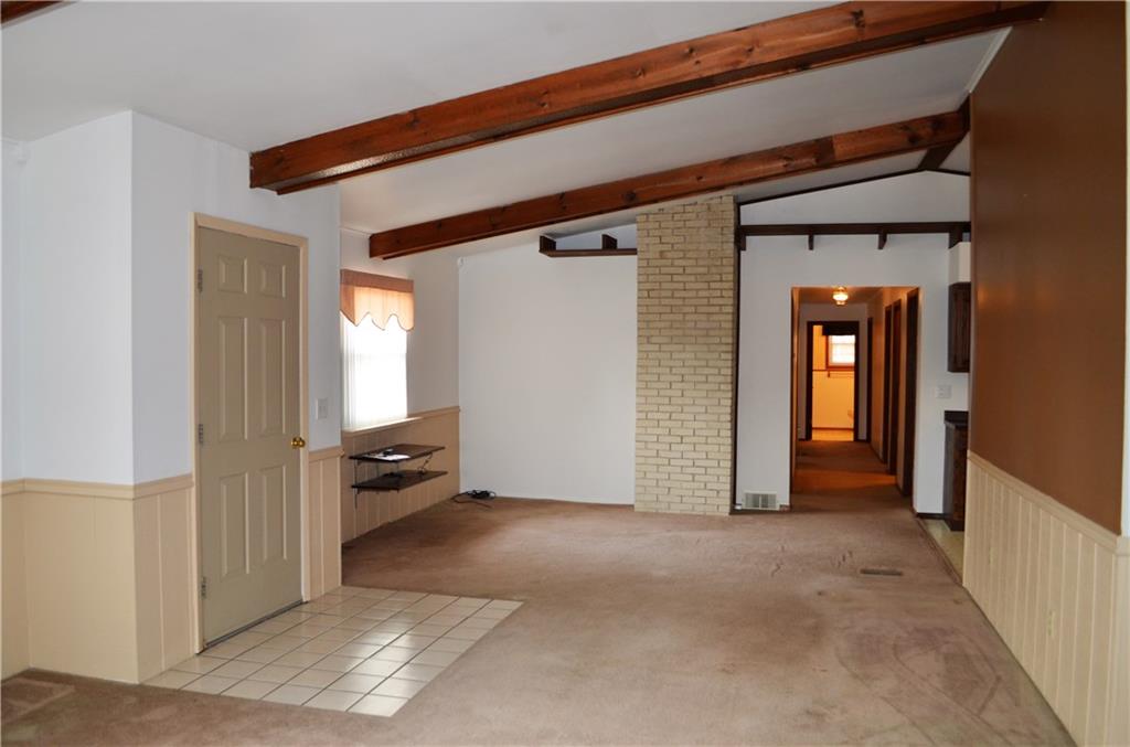 735 Freeport Road Butler, PA 16002 - Photo 5 of 25