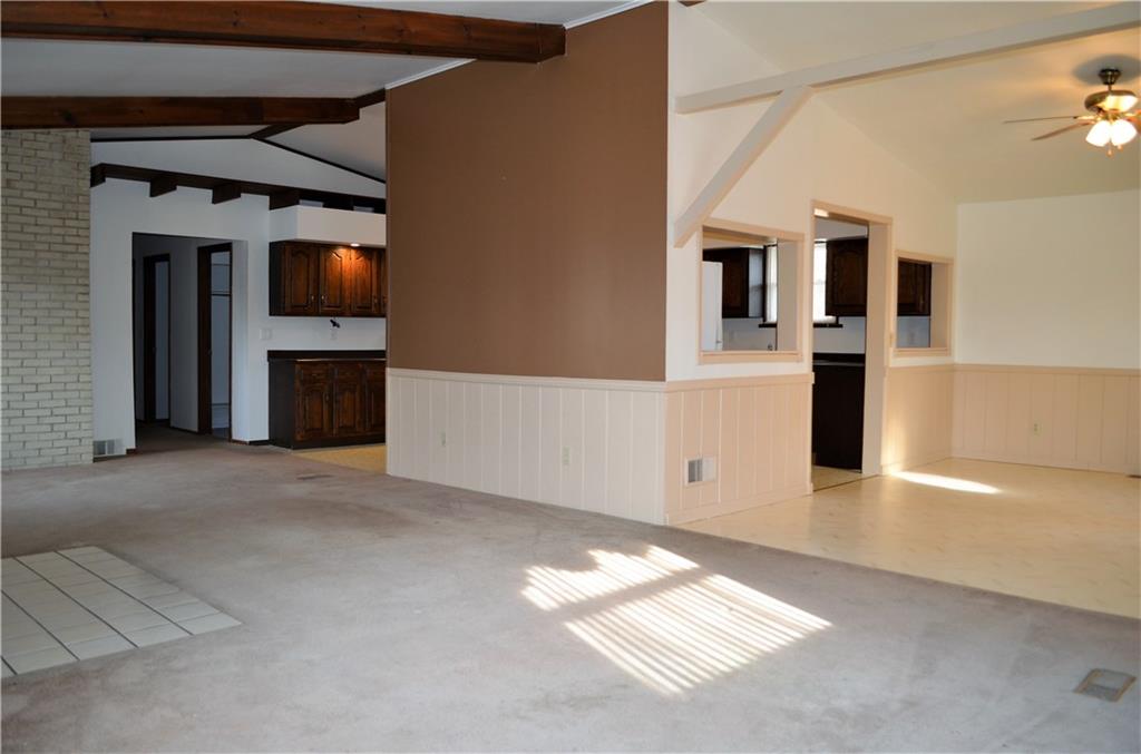 735 Freeport Road Butler, PA 16002 - Photo 7 of 25