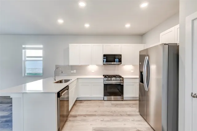 $2,600 | 2086 Alice Jay Way, Round Rock, TX 78665