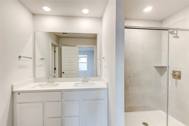 $2,499 | 2086 Alice Jay Way, Round Rock, TX 78665