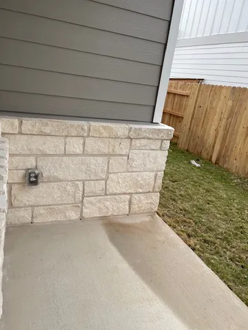 $2,600 | 2086 Alice Jay Way, Round Rock, TX 78665