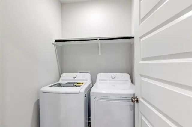 $2,600 | 2086 Alice Jay Way, Round Rock, TX 78665