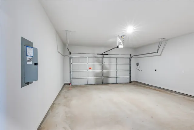 $2,600 | 2086 Alice Jay Way, Round Rock, TX 78665