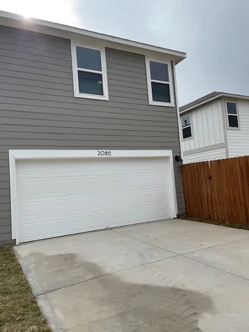 $2,600 | 2086 Alice Jay Way, Round Rock, TX 78665