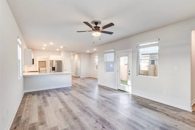 $2,499 | 2086 Alice Jay Way, Round Rock, TX 78665