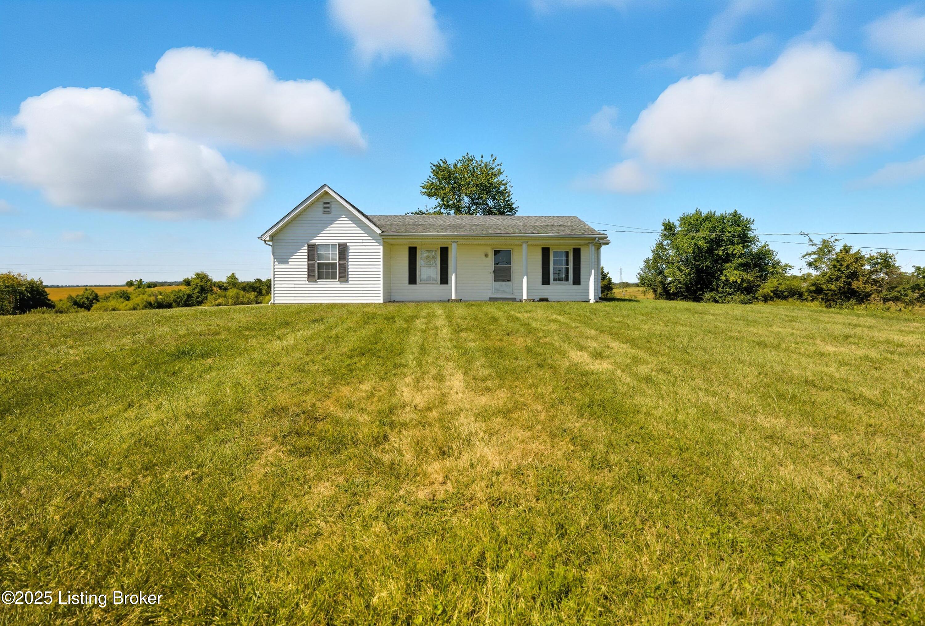 4560 Louisville Road Salvisa, KY 40372 - Photo 40 of 62 Front Yard