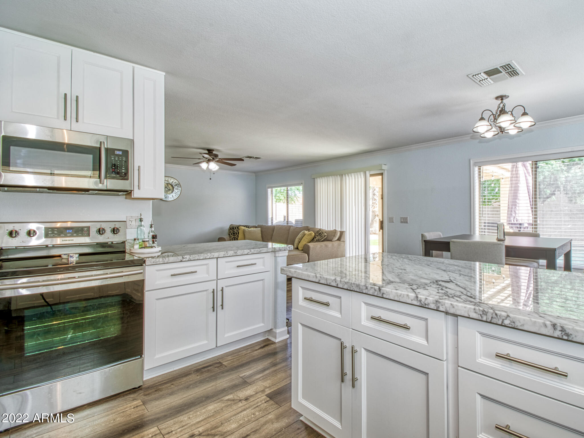 13033 West Hearn Road El Mirage, AZ 85335 - Photo 15 of 31 16