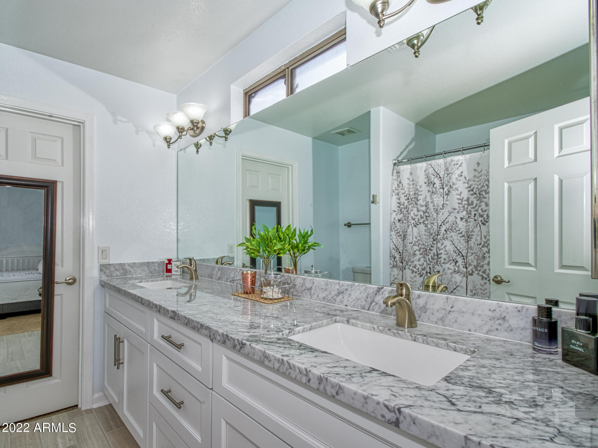 13033 West Hearn Road El Mirage, AZ 85335 - Photo 23 of 31 26