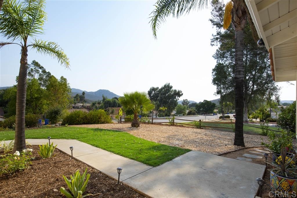 24916 Abalar Way Ramona, CA 92065 - Photo 17 of 18