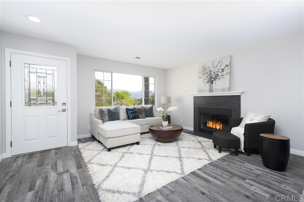 24916 Abalar Way Ramona, CA 92065 - Photo 4 of 18