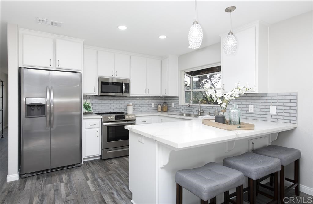 24916 Abalar Way Ramona, CA 92065 - Photo 10 of 18