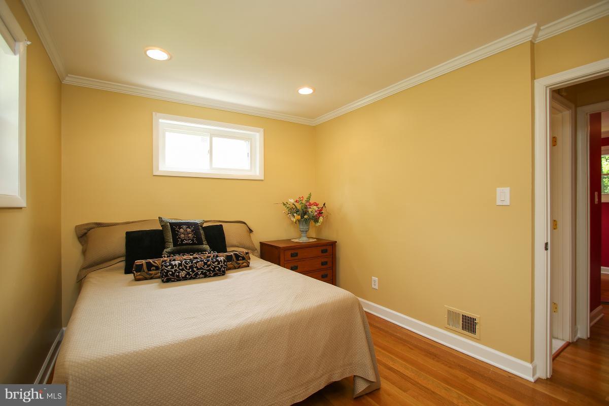 11014 Troy Road Rockville, MD 20852 - Photo 16 of 30 Bedroom 2