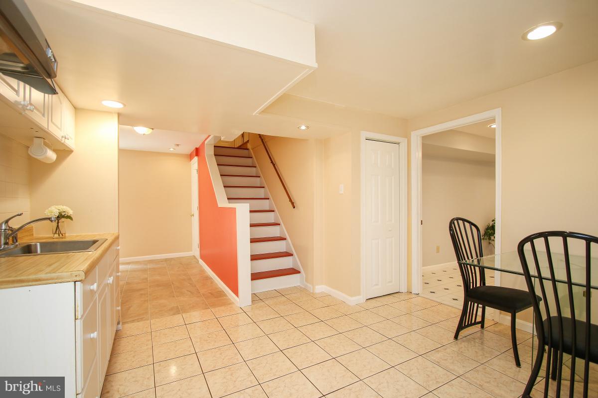 11014 Troy Road Rockville, MD 20852 - Photo 23 of 30 Interior (General)