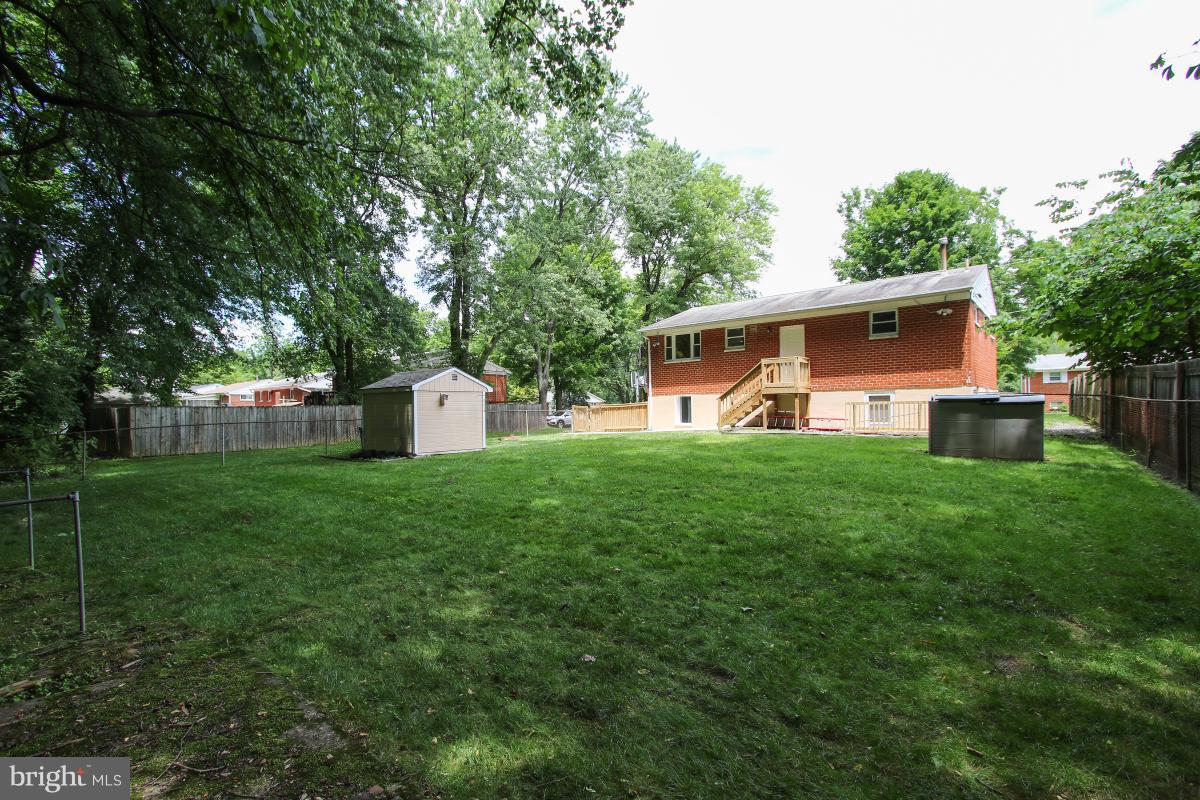 11014 Troy Road Rockville, MD 20852 - Photo 30 of 30 Large level fenced yard.