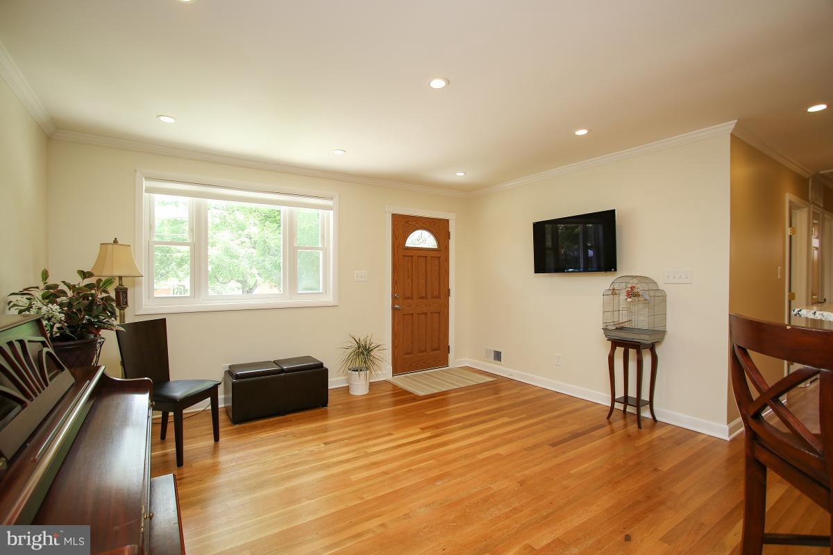 11014 Troy Road Rockville, MD 20852 - Photo 5 of 30 Another Living Room view.