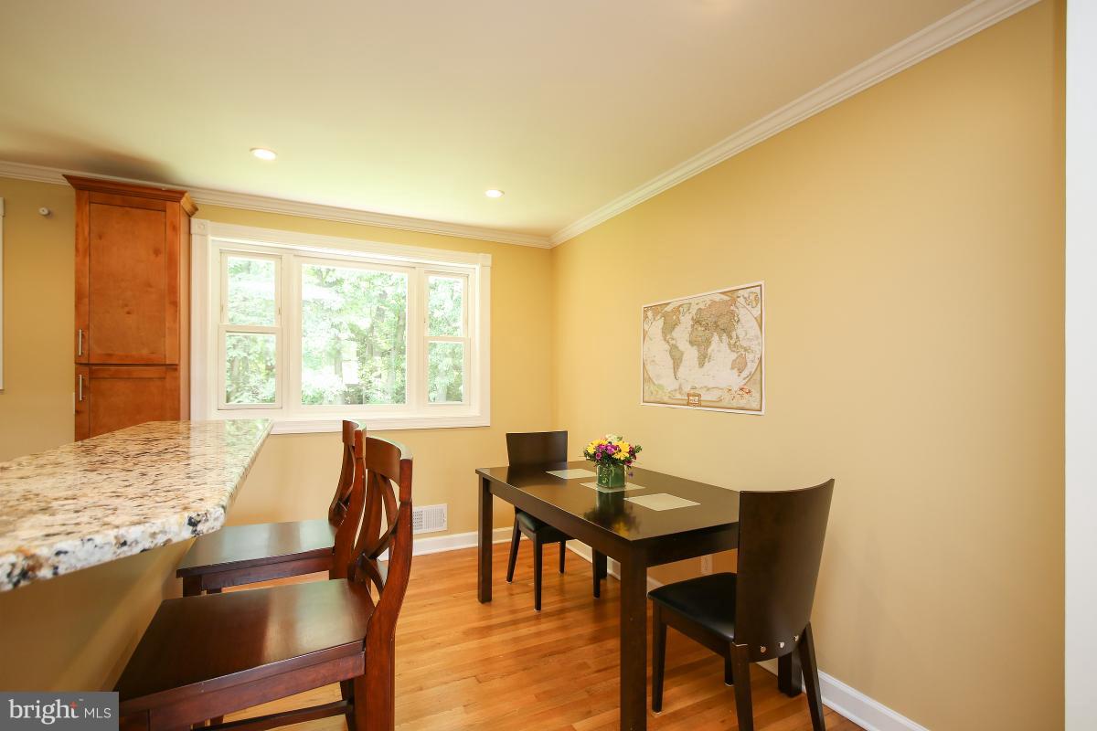 11014 Troy Road Rockville, MD 20852 - Photo 8 of 30 Large window in Dining Room overlooks rear yard.