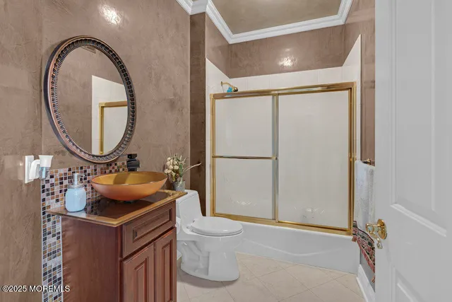 $1,950,000 | 176 Oakland Mills Road, Manalapan, NJ 07726