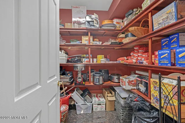 $1,950,000 | 176 Oakland Mills Road, Manalapan, NJ 07726