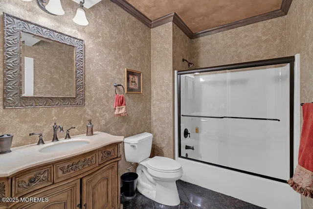 $1,950,000 | 176 Oakland Mills Road, Manalapan, NJ 07726