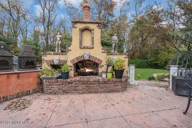 $1,950,000 | 176 Oakland Mills Road, Manalapan, NJ 07726