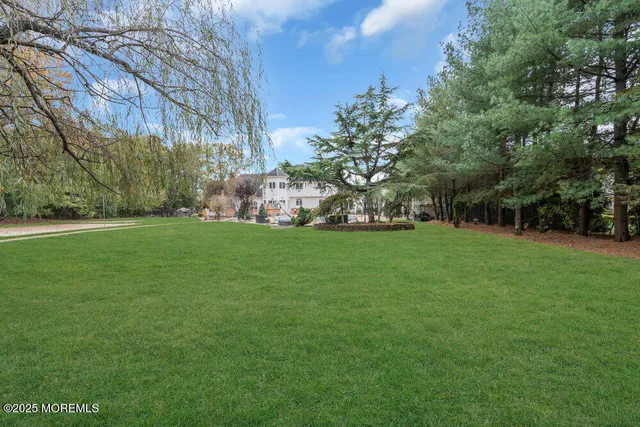 $1,950,000 | 176 Oakland Mills Road, Manalapan, NJ 07726