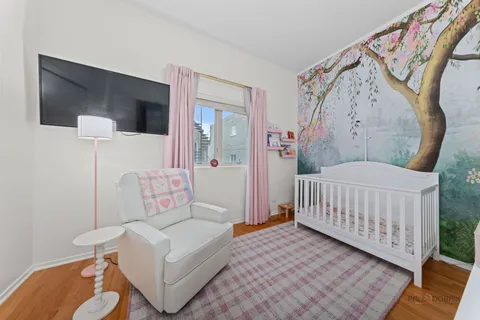 $725,000 | 1157 West Newport Avenue, Unit C, Chicago, IL 60657
