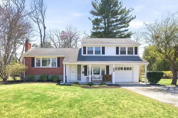 $849,000 | 137 Robert Road, Dedham, MA 02026