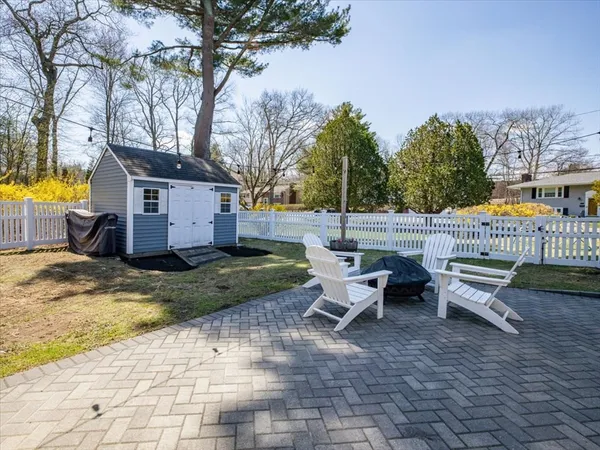 $849,000 | 137 Robert Road, Dedham, MA 02026
