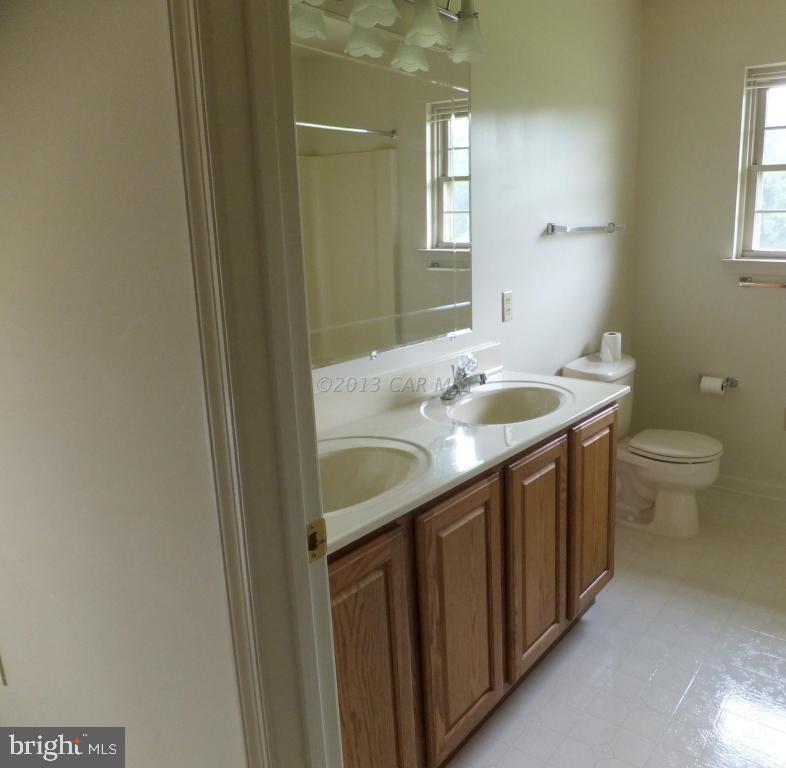 10500 Charles Boston Road Princess Anne, MD 21853 - Photo 6 of 10